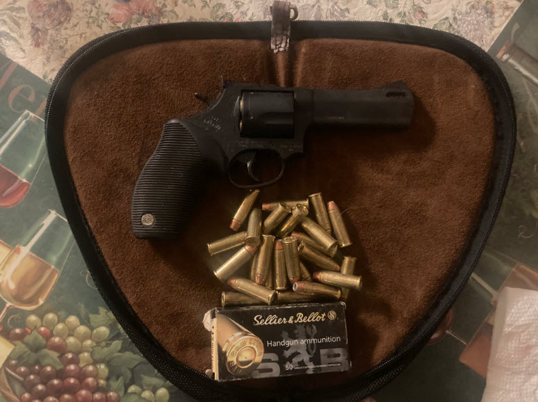 Taurus .44mag